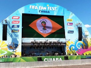 Fifa Fan Fest em Cuiabá (Foto: Henrique Shuto/G1)