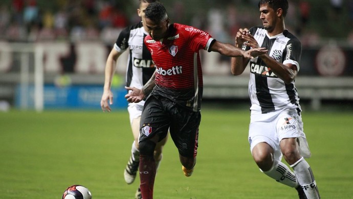 Fabinho Alves Joinville x Figueirense (Foto: Beto Lima/JEC)