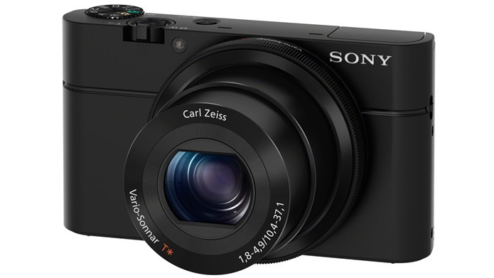 A Sony DSC-RX100 é uma câmera compacta, mas com recursos da mais alta qualidade (Foto: Divulgação/Sony)