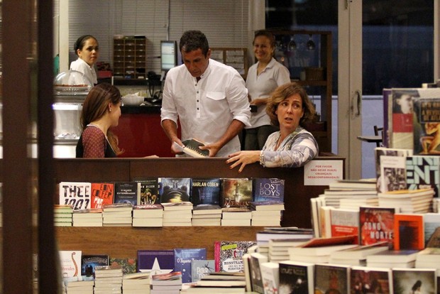 Eri Johnson em lançamento de livro no Rio (Foto: Johnson Parraguez / Foto Rio News)