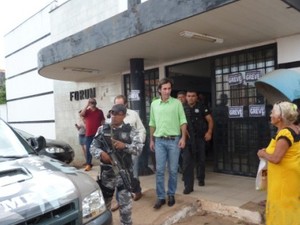 Felipe Santiola, foi preso durante audiência no Fórum na cidade (Foto: José Muiz/Jornalespi.com)