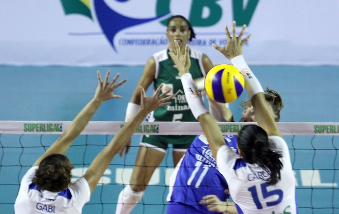 Superliga Minas x Rio de Janeiro  (Foto: Orlando Bento / Minas Tênis Clube)
