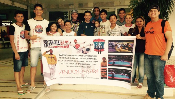 Venilton Torres é recebido com festa em Macapá após título no EUA (Foto: Bruno Igreja/Arquivo pessoal)