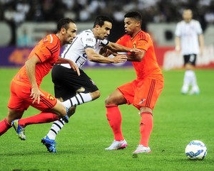 corinthians x sport jadson (Foto: Marcos Ribolli)