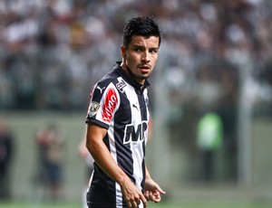 Cárdenas em ação contra o Internacional