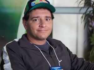Gustavo Nehemy Faria aderiu à fertirrigação no Sul de MG (Foto: Jéssica Balbino/ G1)