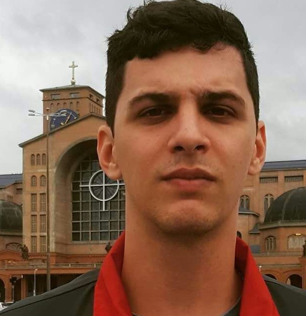 Universitário Tiago Zurlo morreu em um acidente de carro (Foto: Arquivo pessoal)