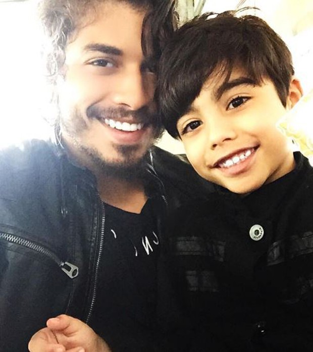 Douglas Sampaio e filho (Foto: Instagram / Reprodução)