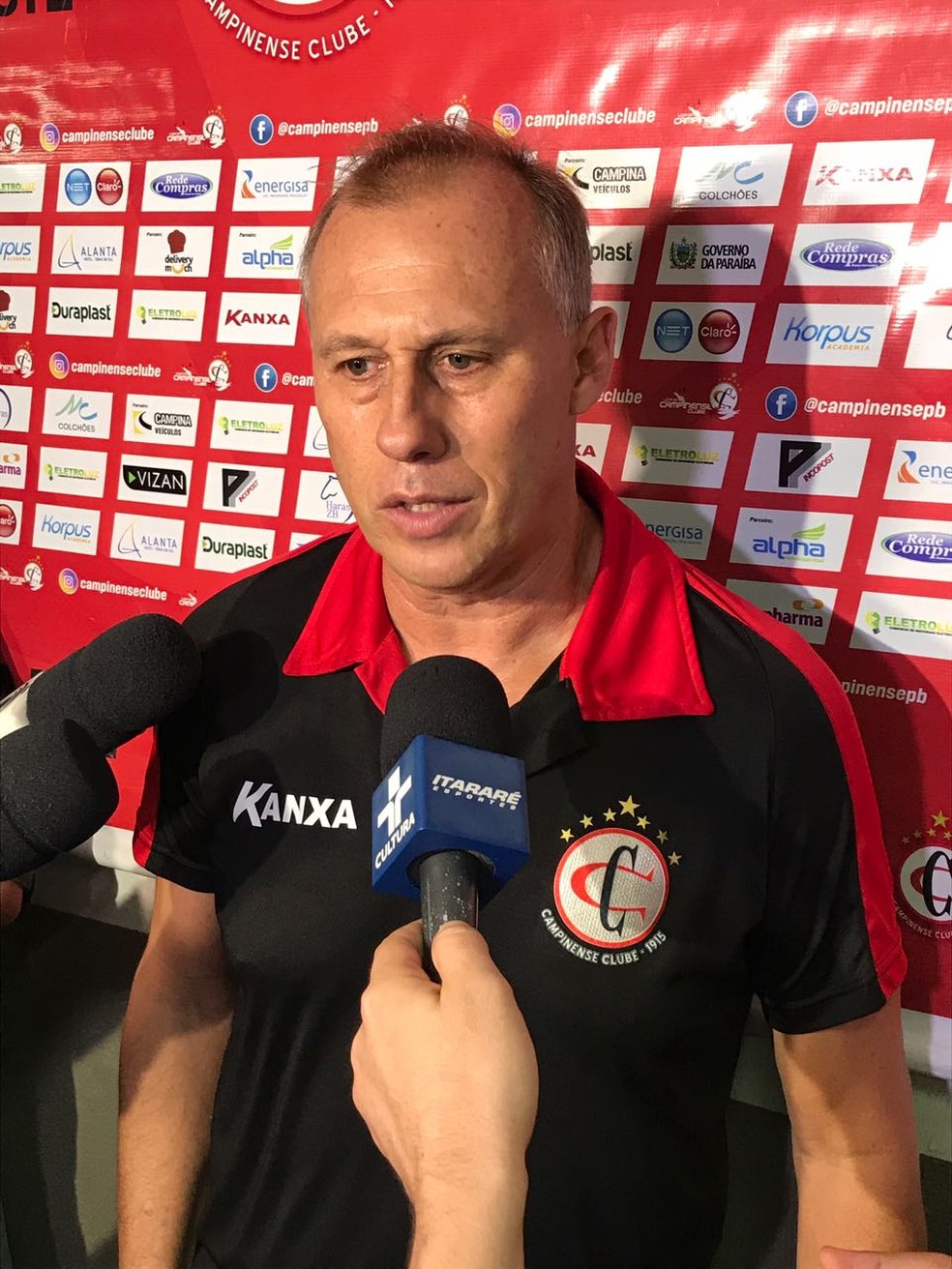 Aílton Silva disse que cobrança dos torcedores teve efeito positivo para o elenco do Campinense (Foto: Silas Batista / GloboEsporte.com)