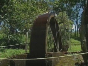 Roda d´água é uma das atrações de sítio de Salesópolis. (Foto: Reprodução/TV Diário)