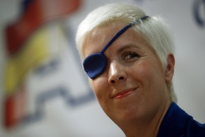 De Villota aparece em público pela primeira vez: 'Vou viver a mil' (Reuters)