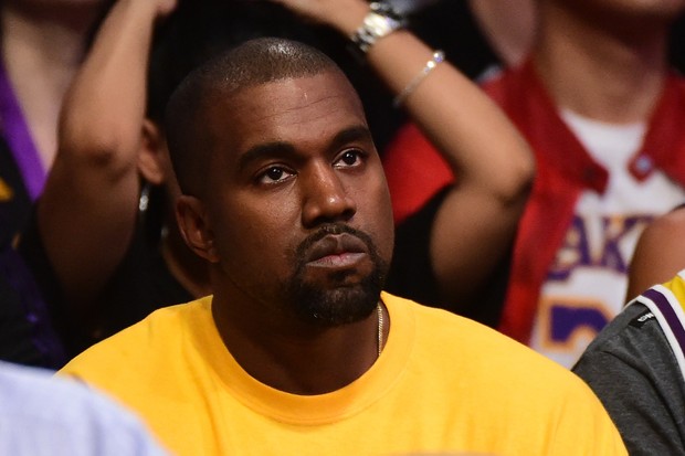 Kanye West em jogo de basquete em Los Angeles, nos Estados Unidos (Foto: Harry How/ Getty Images/ AFP)