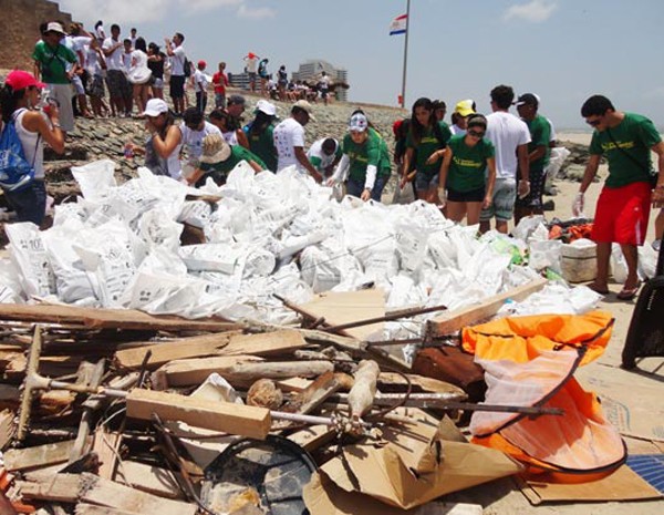 Campanha Mundial de Limpeza de Praias, Rios, Lagos e Lagoas ocorre neste sábado. (Foto: Divulgação)