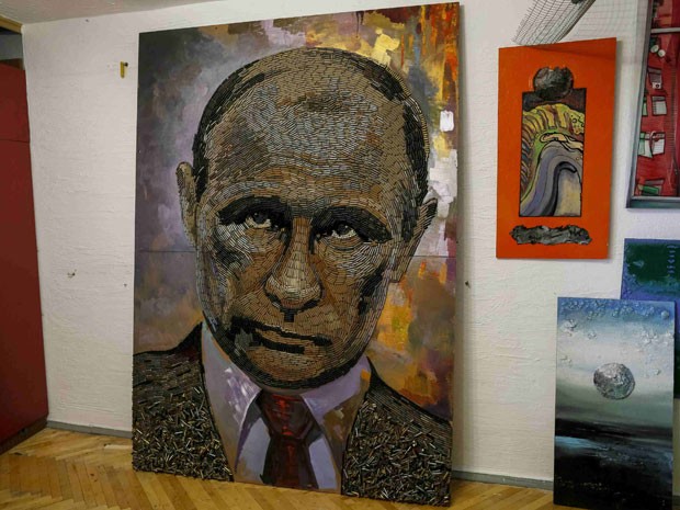 G1 Artista Ucraniana Cria Retrato De Putin Com 5 Mil Cartuchos De