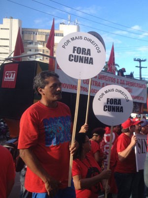 Ato Fora Cunha no Recife (Foto: Thays Estarque/G1)