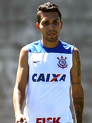 Diretor aprova a estreia de Petros pelo Corinthians: 