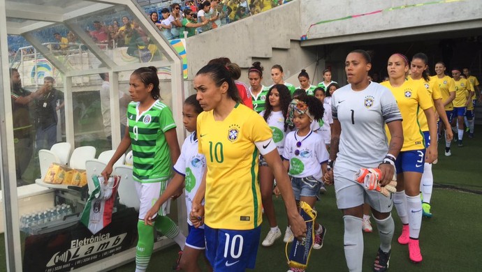 Marta Arena das Dunas Brasil x México Arena das Dunas (Foto: Cíntia Barlem/GloboEsporte.com)