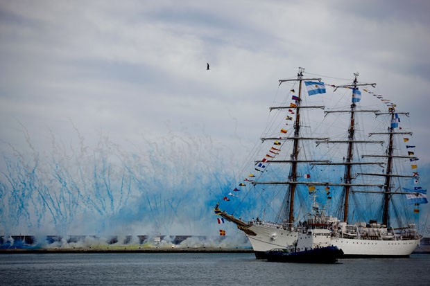 Fragata argentina (Foto: Natacha Pisarenko/AP)