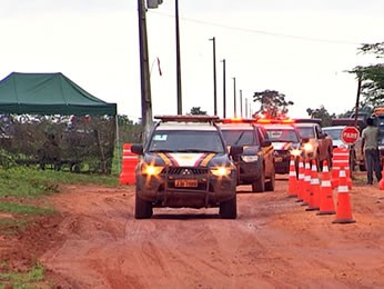 Justiça Federal está notificando as famílias para que deixem terra indígena (Foto: Reprodução/ TVCA)