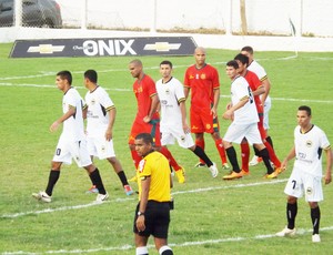 Sampaio e Cordino jogam pela Série A do Campenato Maranhense (Foto: Leonilson Mota / Divulgação)
