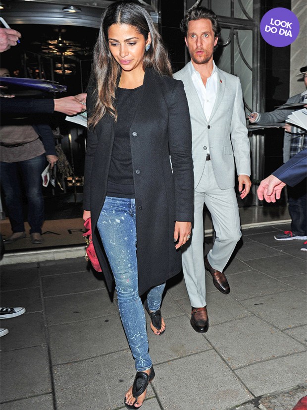 Look do Dia - Camila Alves e Matthew McConaughey (Foto: AKM)