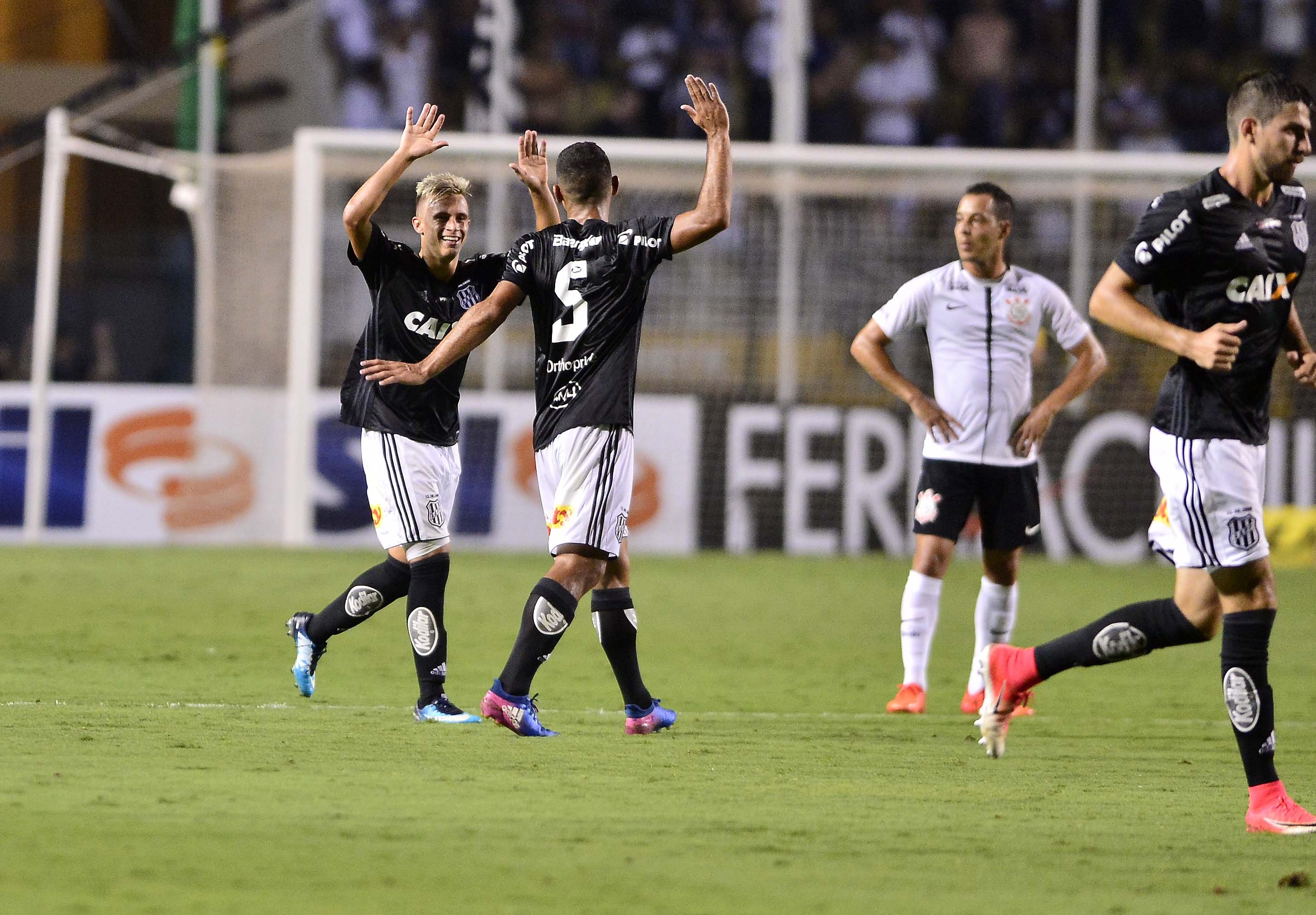 Atacante emprestado pelo Timão pode voltar antes do início do Brasileirão