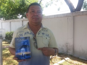 Livro, romance, ET de Varginha, Amapá, Macapá, extraterrestre (Foto: Jorge Abreu/G1)