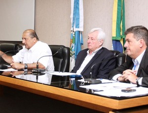 Ferj se reuniu com representantes dos clubes (Foto: Agência Ferj)