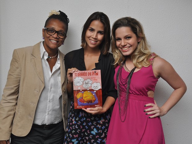Elenice Nogueira, Pérola Faria e Lara Gay em lançamento de livro no Rio (Foto: Gabriel Popó/ Divulgação)