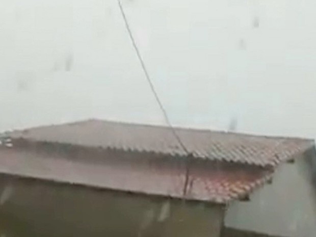 Chuva de granizo em Coroatá (MA) (Foto: Reprodução/TV Mirante)