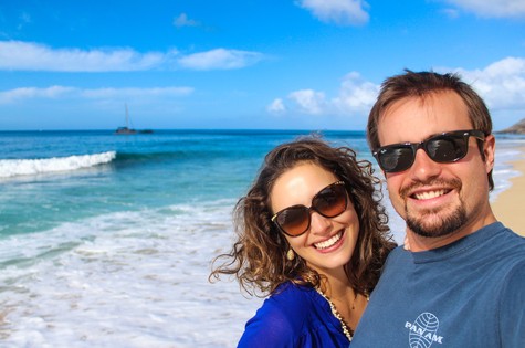 Max Fercondini e Amanda Richter de férias no Havaí (Foto: Arquivo pessoal)