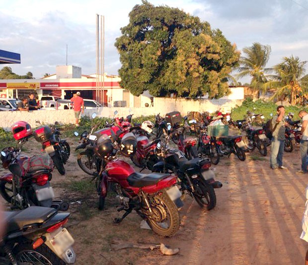 As motocicletas apreendidas foram levadas para o Departamento Estadual de Trânsito do RN (Foto: Emmily Virgílio/Inter TV Cabugi)