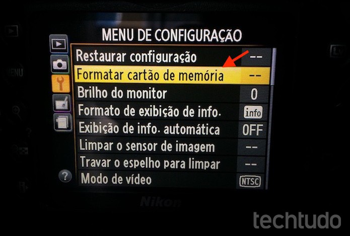Acesse a ferramenta para formatar cartões através da câmera Nikon (Foto: Marvin Costa/TechTudo) Acesse a ferramenta para formatar cartões através da câmera Nikon (Foto: Marvin Costa/TechTudo)