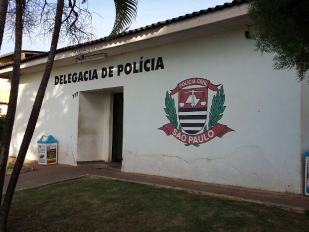 Delegacia de Severínia vai investigar o caso (Foto: Álvaro Loureiro / TV TEM)