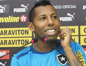 Vitor Junior, Botafogo (Foto: Fred Huber / Globoesporte)
