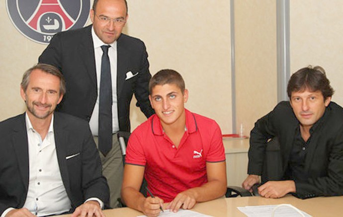 Marco Verratti assina contrato com o Paris Saint-Germain PSG (Foto: Thiago Dias / Globoesporte.com)