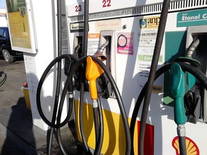 Aumento para a gasolina é de 6% e para o diesel, de 4% (Foto: Karina Dantas/G1)