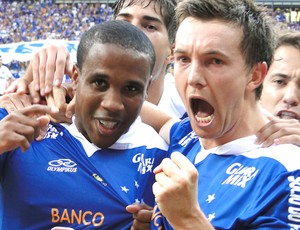 Borges comemora gol do Cruzeiro contra o Grêmio (Foto: Marco Antônio Astoni)