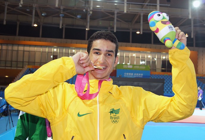 Edival Marques medalha Jogos Juventude (Foto: Thierry Gozzer)