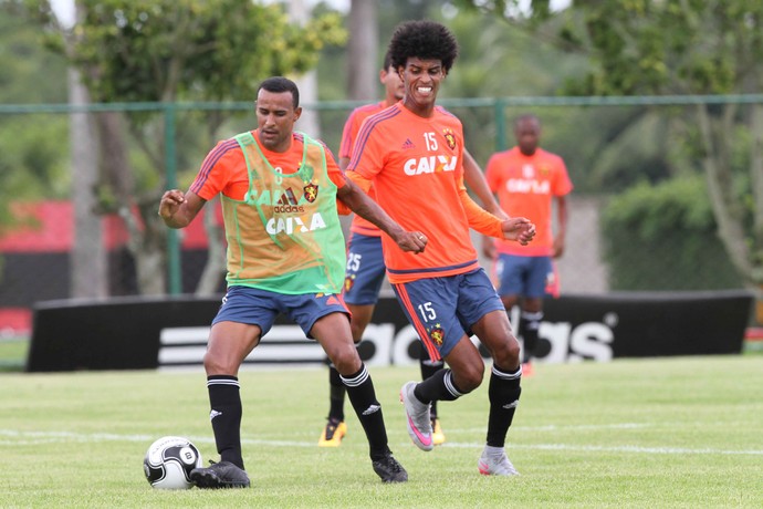 Serginho, Sport (Foto: Aldo Carneiro (Pernambuco/Press))