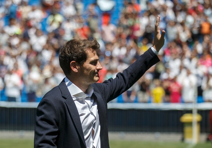 Iker Casillas, homenagem Real Madrid (Foto: Agência Reuters)