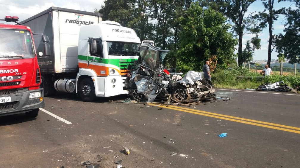 Engavetamento em Marília fez uma vítima fatal. (Foto: Rodrigo Dutra/ Arquivo pessoal )