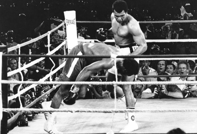 George Foreman x Muhammad Ali (Foto: Agência AP)
