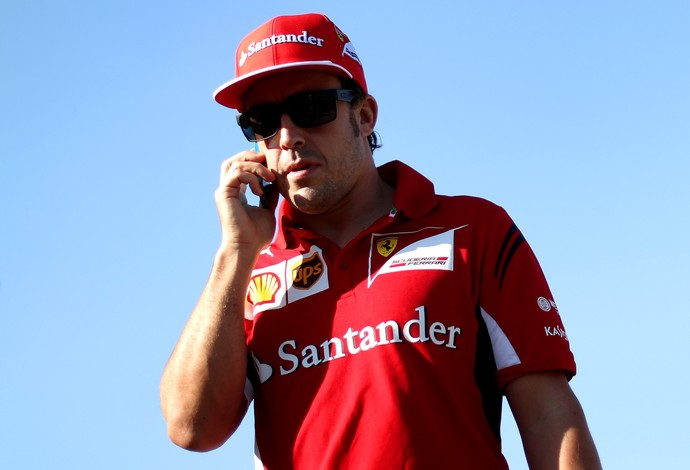 Fernando Alonso afirma que está pilotando a Ferrari como em 2012 (Foto: Getty Images)