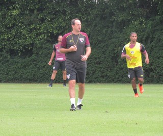 Rogério Ceni comanda treino do São Paulo (Foto: Marcelo Hazan)