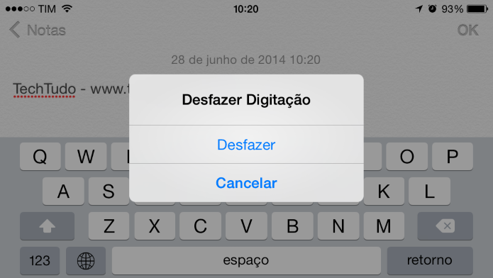 Desfazendo digitação no iPhone (Foto: Reprodução/Helito Bijora)