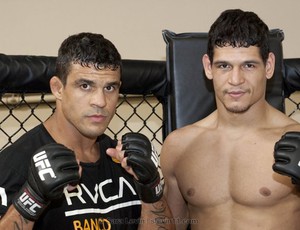 Cezar Mutante e Vitor Belfort MMA (Foto: Sara Levin / Divulgação)
