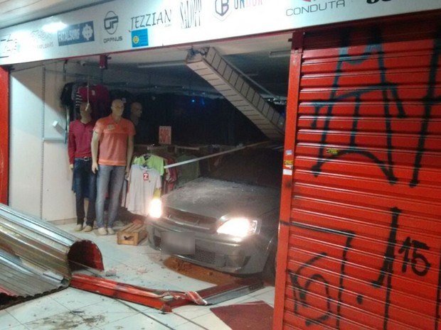 Tentativa de assalto ocorreu em uma loja do bairro Sítio Cercado (Foto: Arquivo pessoal)