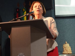 Ministra Ideli Salvatti em João Pessoa  (Foto: Jhonathan Oliveira/G1)