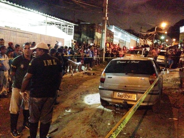 Crime aconteceu na Rua Golfinho, em Ouro Preto (Foto: Bruno Marinho/G1)
